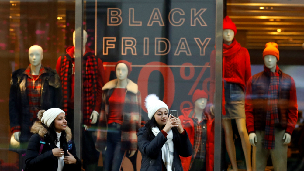 El Black Friday llega a EE.UU. entre incertidumbre económica y menor gasto de consumidores - black-friday-compras