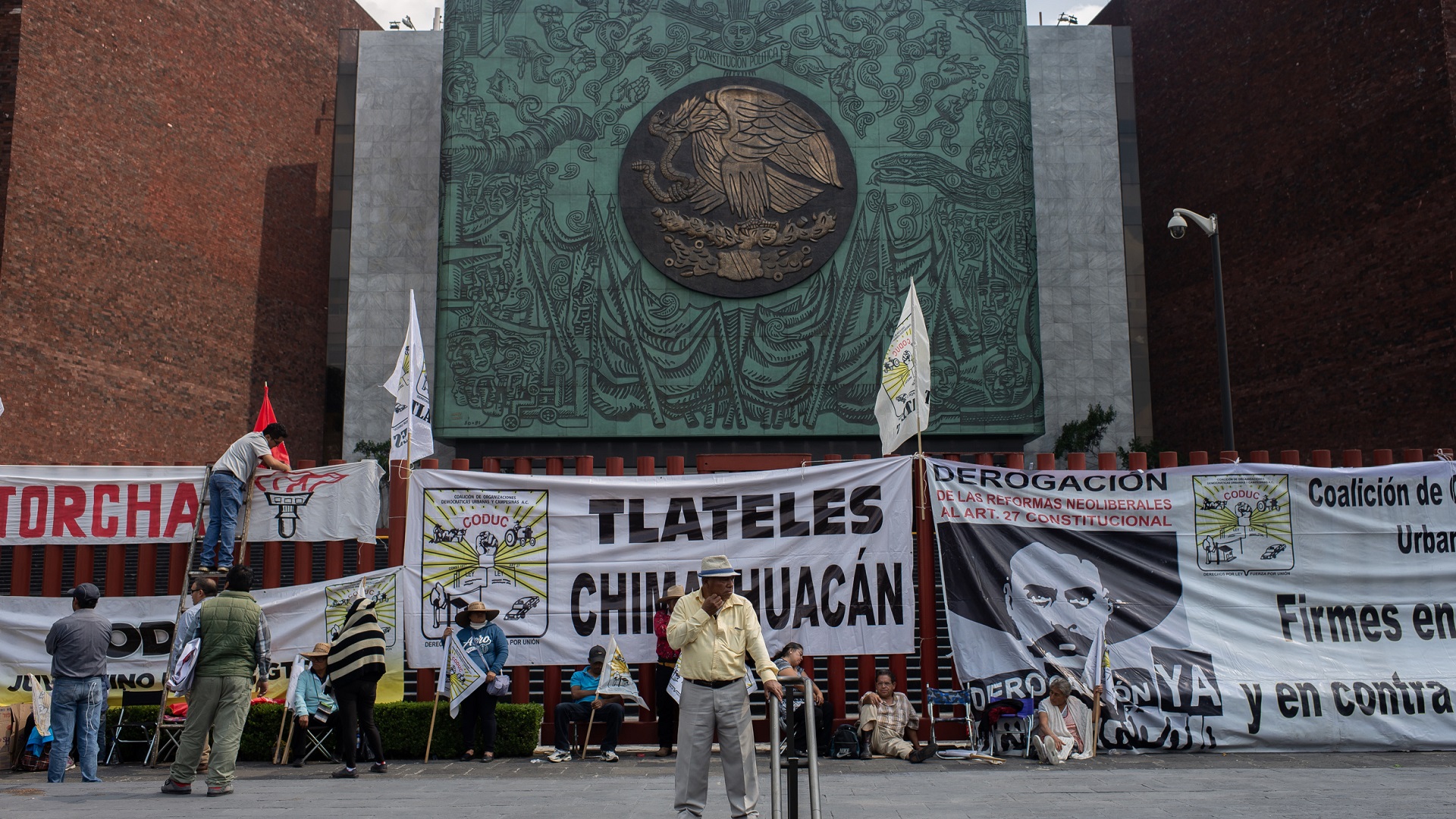 Campesinos toman accesos a San Lázaro por cuarto día