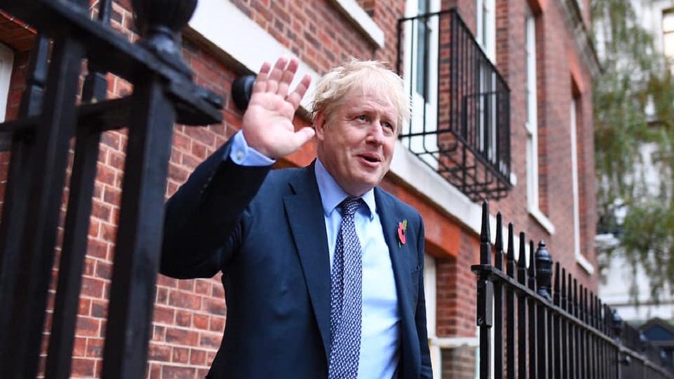 Dan de alta a Boris Johnson; agradece a médicos por salvarle la vida