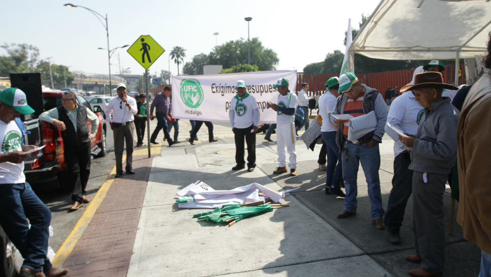 Líderes campesinos alistan mega plantón en San Lázaro