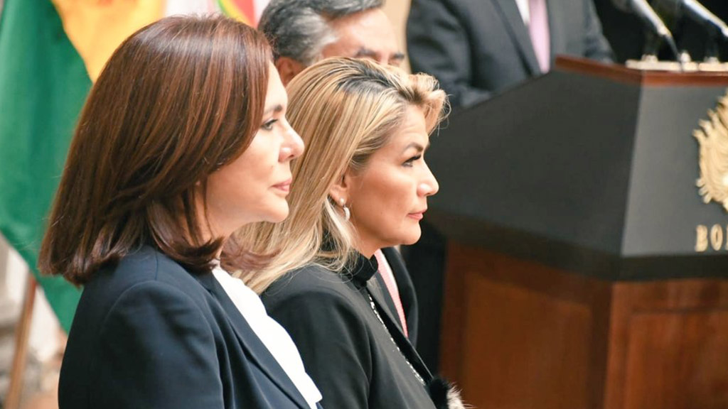 Cancillería de Bolivia desconoce orden de Interpol hacia Morales