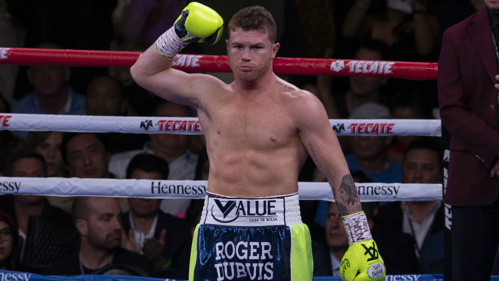 De la Hoya confirma que ‘Canelo’ Álvarez peleará el 5 de mayo