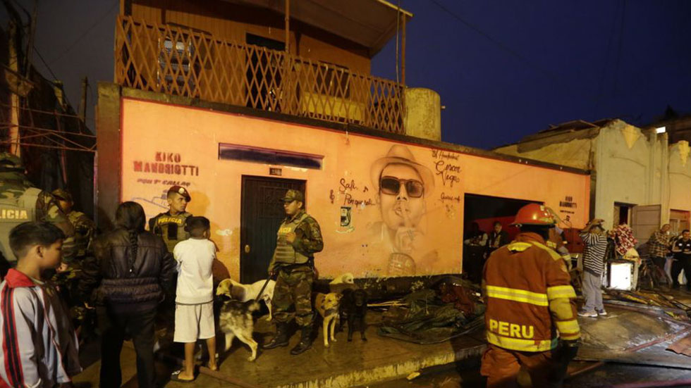 Incendio en viviendas de Perú mata a seis personas - casas-donde-ocurrio-incendio-en-per