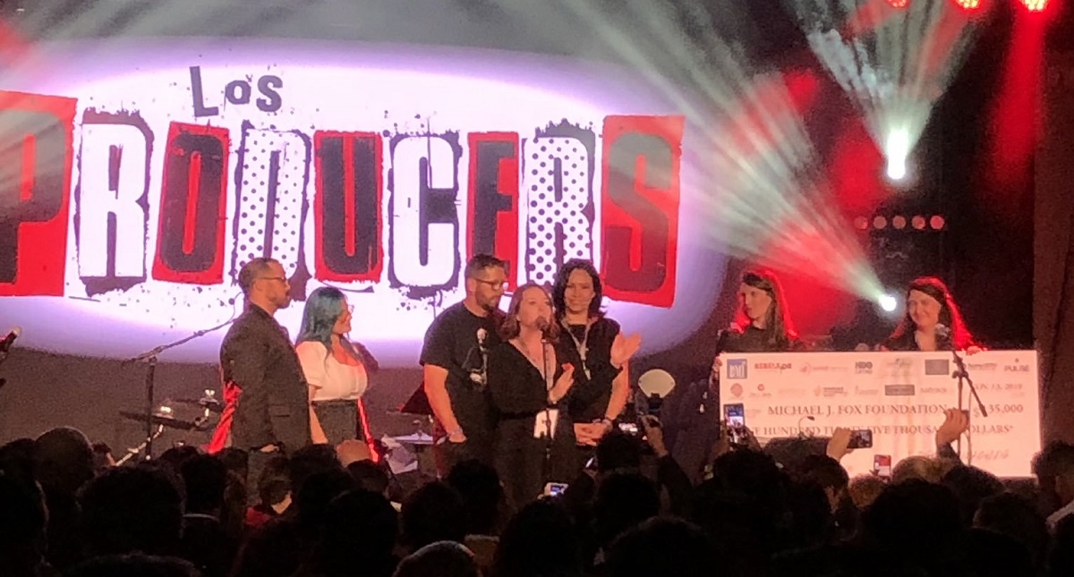 Cantantes latinos recaudan 135 mil dólares contra el párkinson