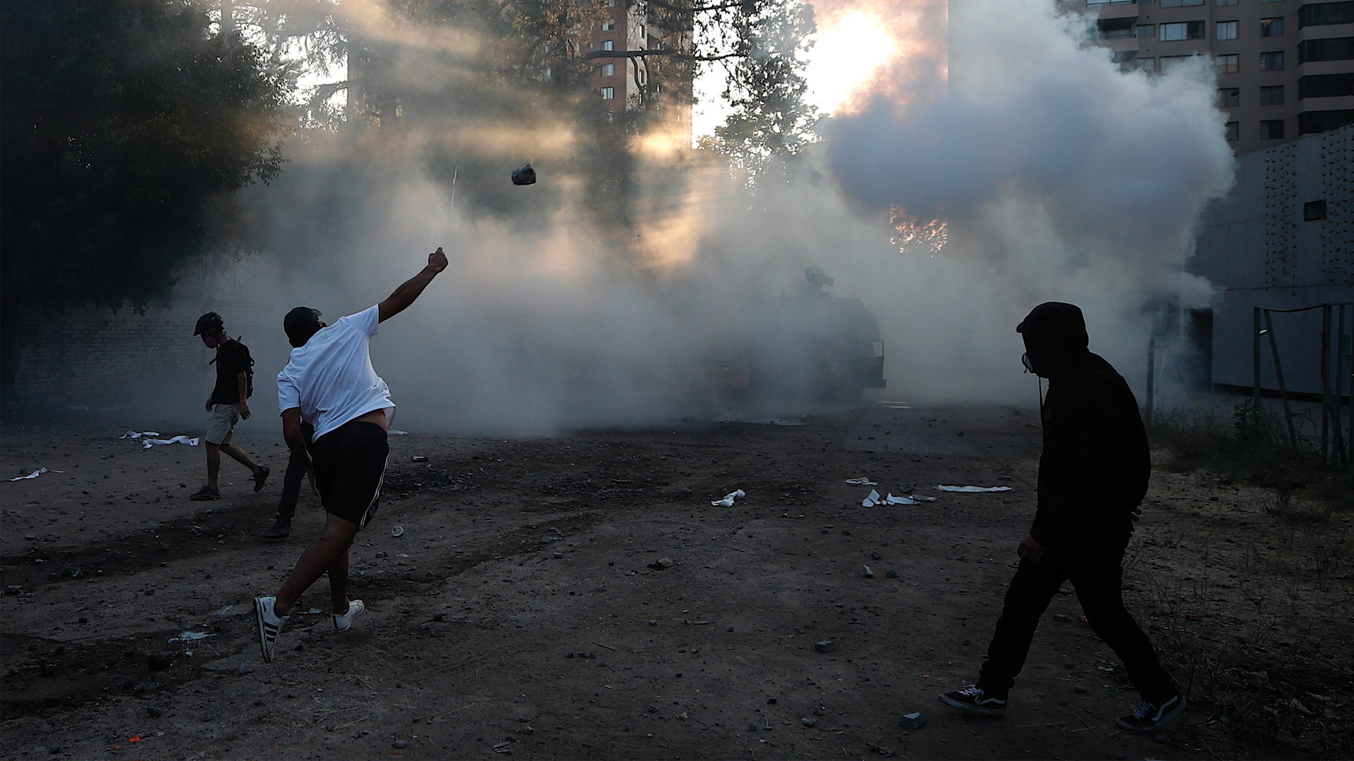 Suspenden uso de perdigones de goma en operativos antidisturbios en Chile