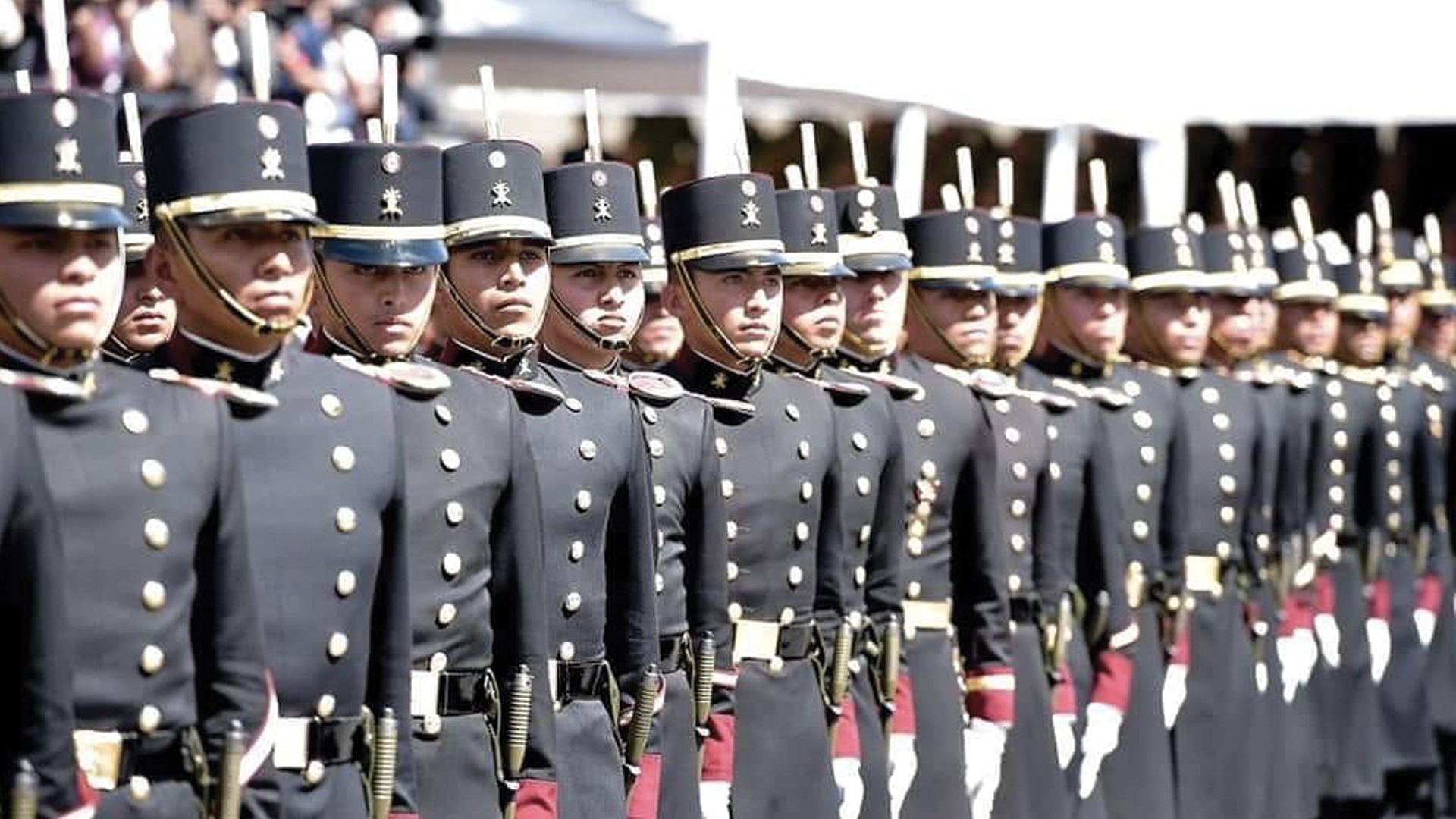 Conmemoran el bicentenario del Heroico Colegio Militar