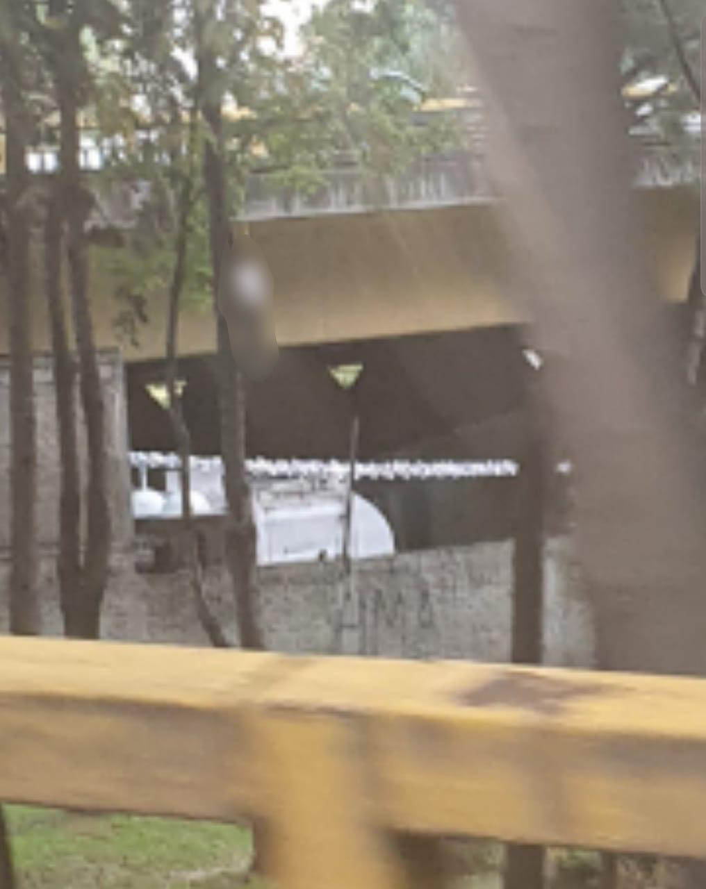 Hallan a hombre colgado a un costado de Río San Joaquín - colgado-arbol-colonia-granada-ciudad-de-mexico-2