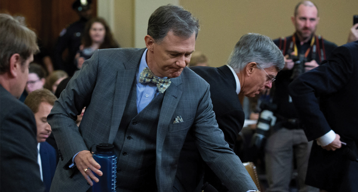 La corbata que se robó la atención en investigación contra Donald Trump - corbata-de-mono