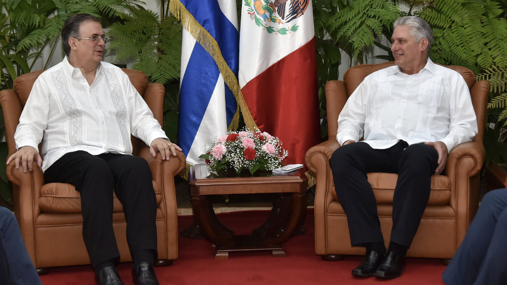 México inició una nueva etapa en su relación con Cuba: Ebrard