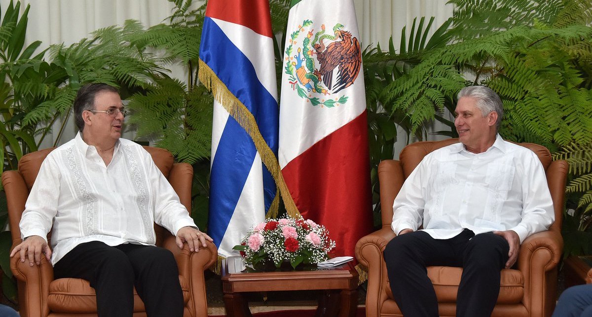 Marcelo Ebrard visita a Miguel Díaz-Canel, presidente de Cuba; asegura “hay continuidad de históricos lazos de amistad” Marcelo Ebrard visita a Miguel Díaz-Canel, presidente de Cuba; asegura “hay continuidad de históricos lazos de amistad”