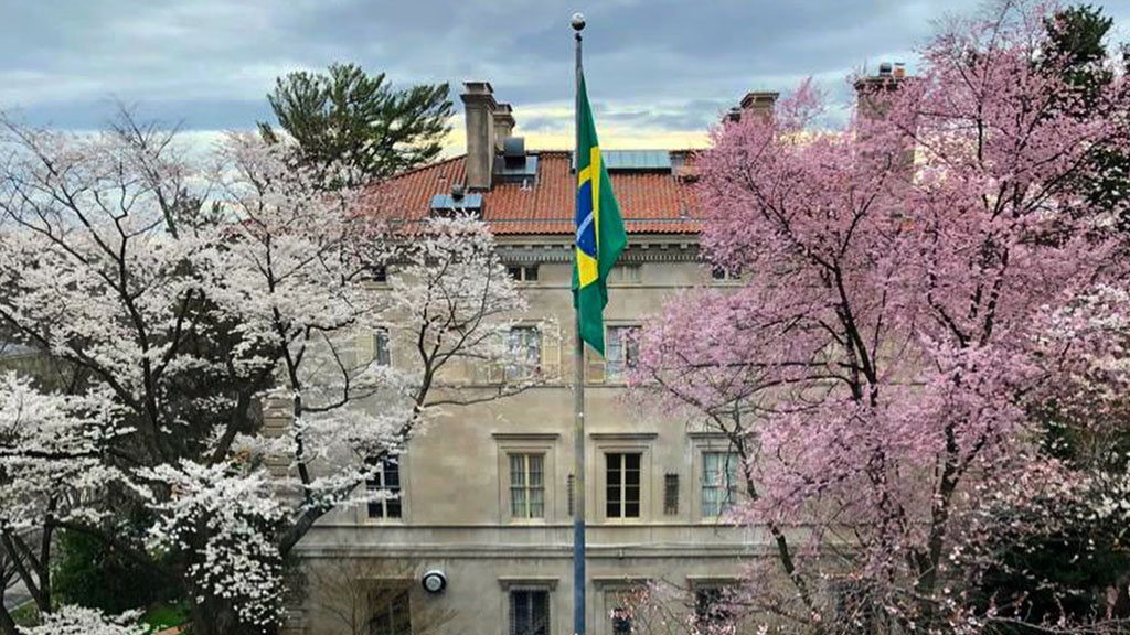 Bolsonaro propone al diplomático Forster para embajada en EE.UU.