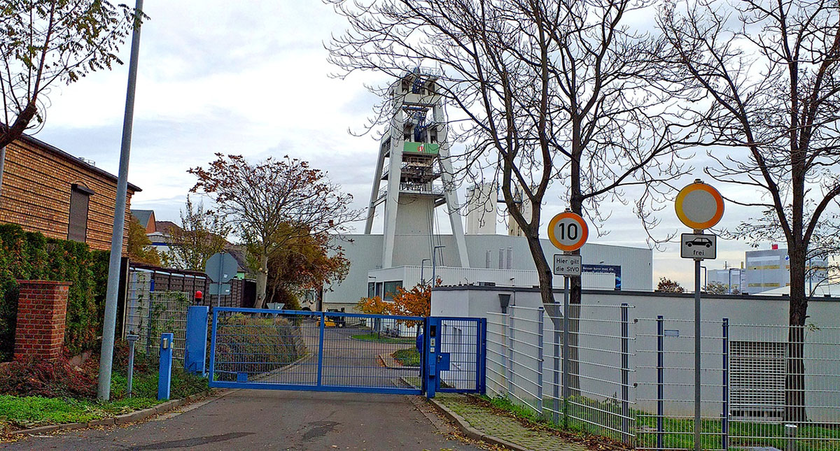 Rescatan en Alemania a 36 mineros atrapados por explosión