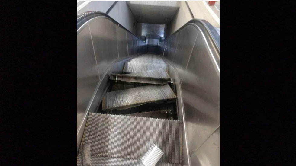 Fallan escaleras eléctricas en Metro Chabacano