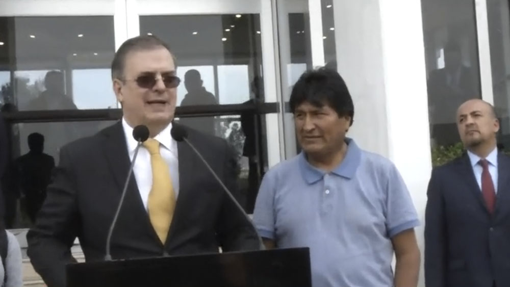 Marcelo Ebrard agradece por la llegada exitosa de Evo Morales
