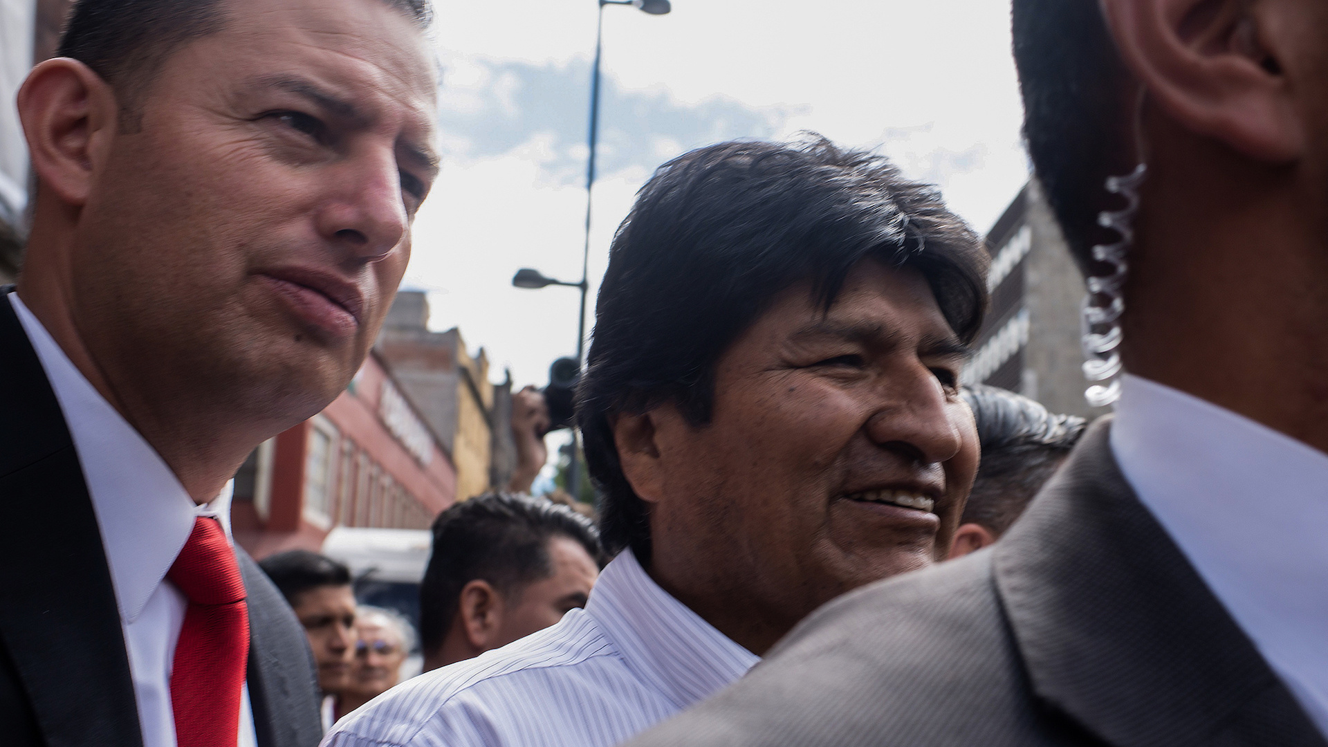 AMLO instruyó a la Sedena dar protección de Evo Morales