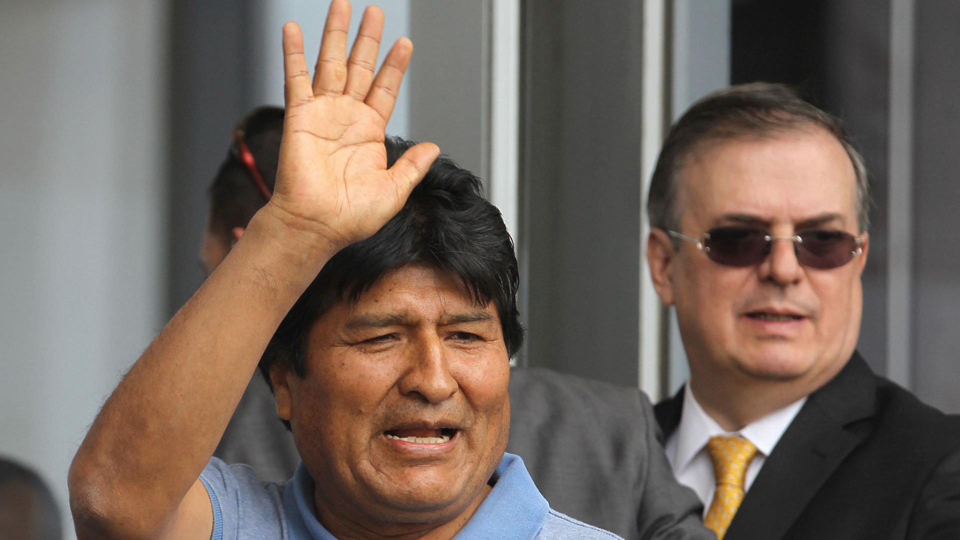 Prensa venezolana cae en broma sobre la llegada de Evo Morales a México