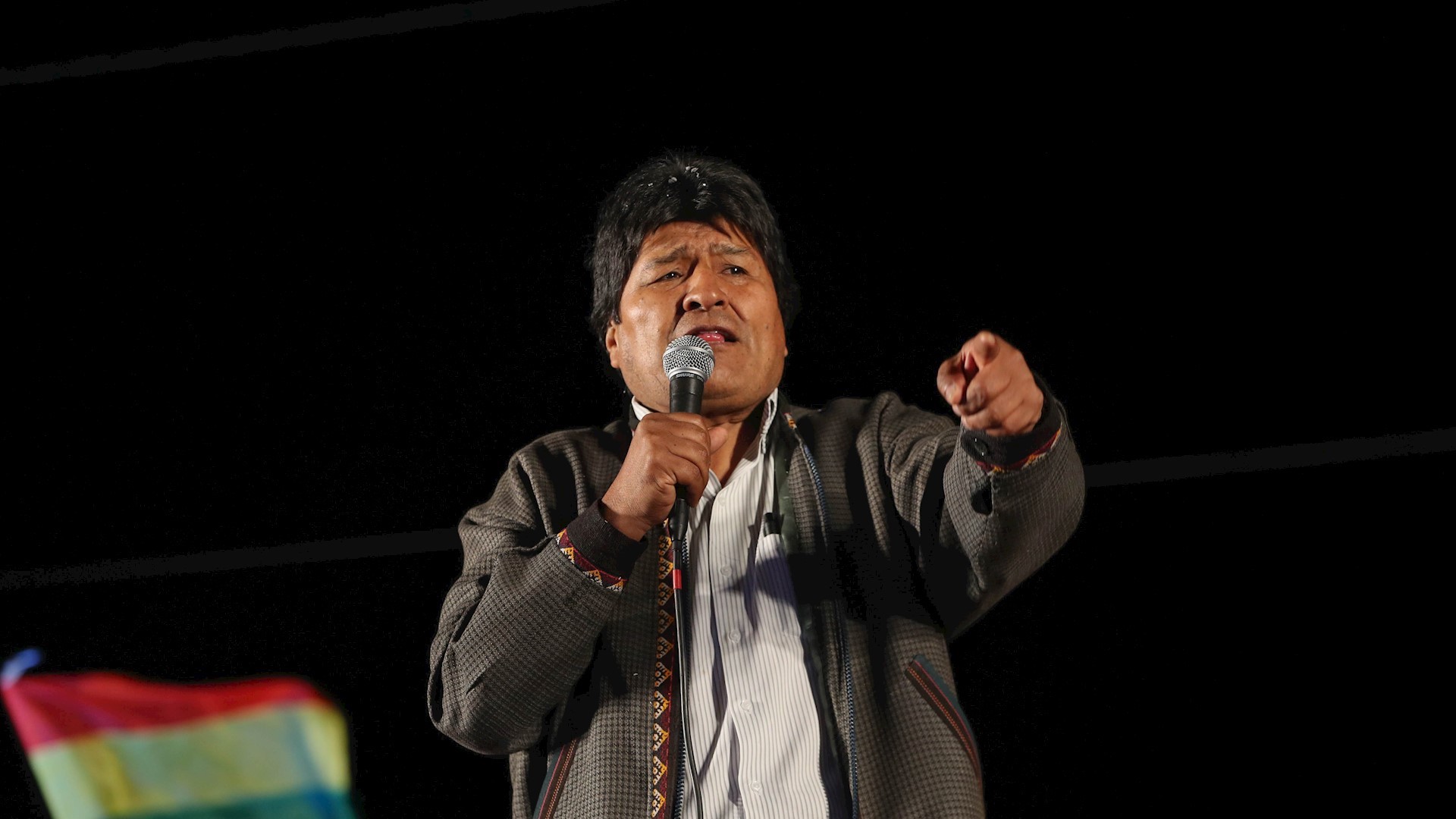 Fuerzas Armadas y Policía de Bolivia piden a Evo Morales que renuncie