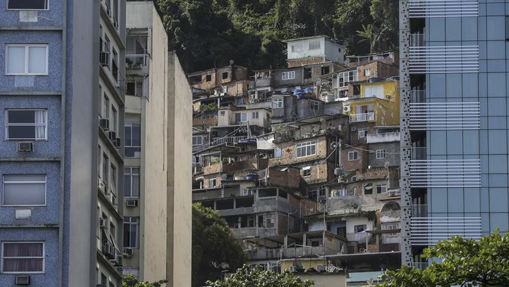 Mueren nueve personas durante persecución policiaca en Brasil