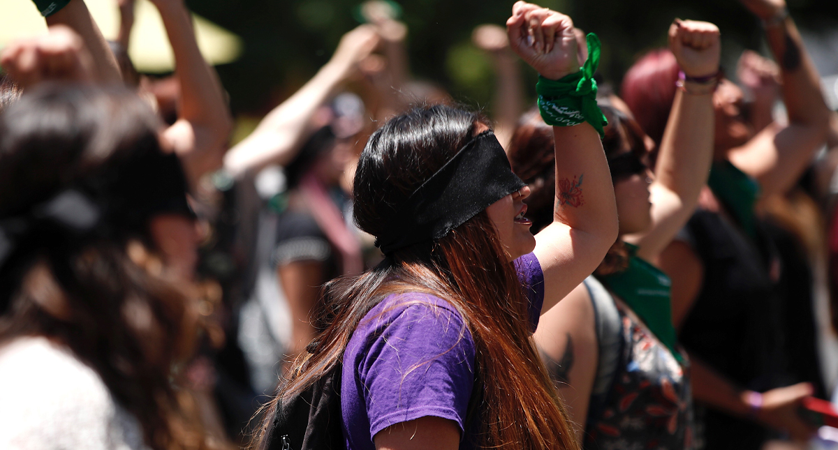 Guatemala se une al acto feminista “Un violador en tu camino”