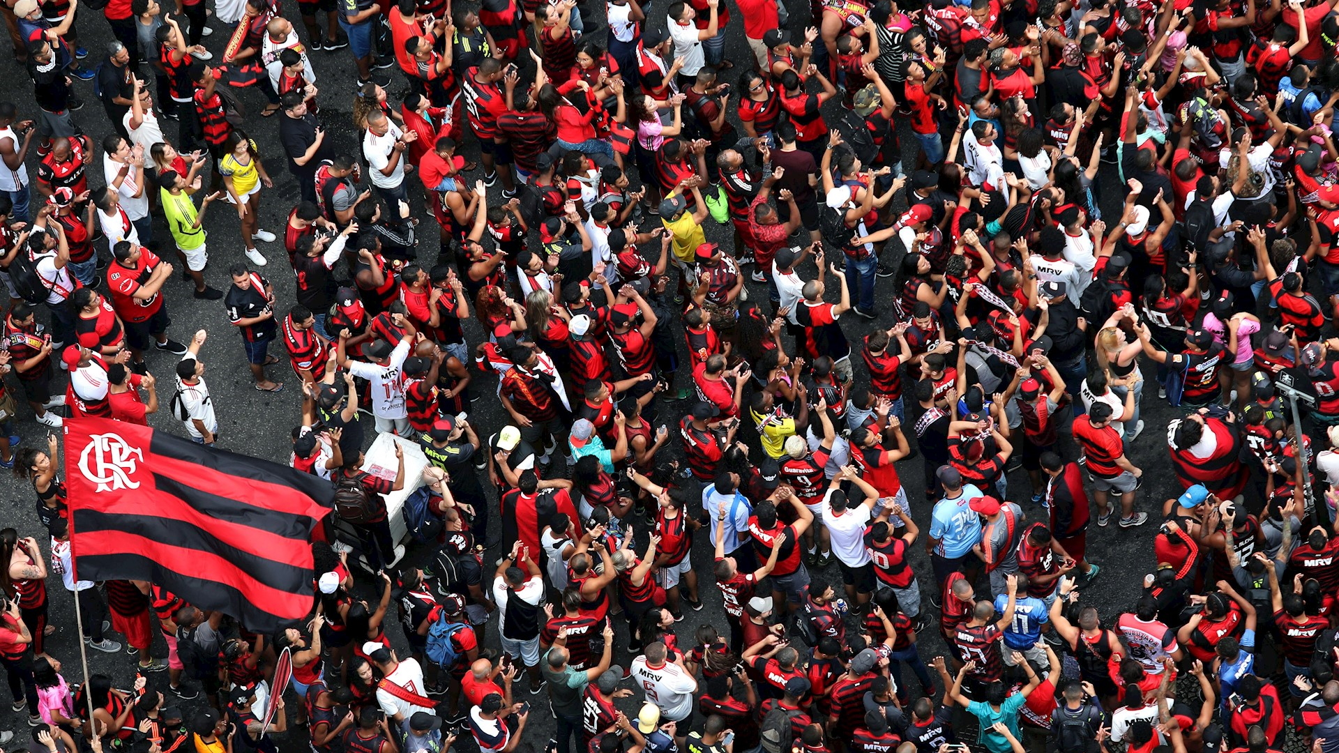Aficionados del Flamengo festejan en Brasil título de la Copa Libertadores - flamengo-festejos-brasil