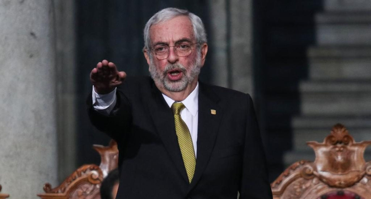 Hay personas que quieren violentar a la UNAM, asevera Graue