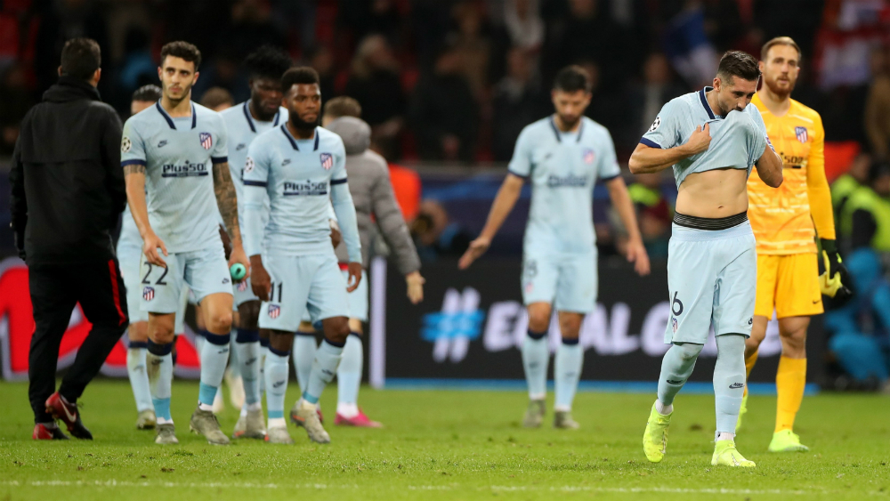 Atlético de Héctor Herrera sufre primera derrota en Champions