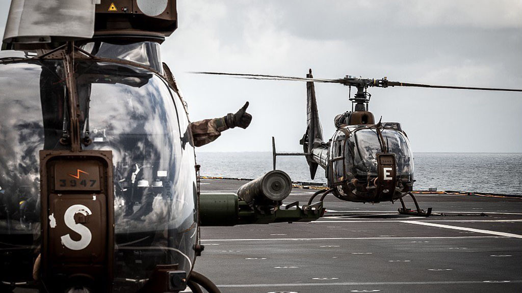 Mueren 13 militares franceses en Mali durante operación contra yihadistas