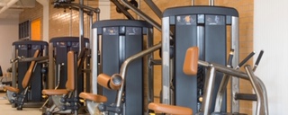 Seis beneficios que otorgan las máquinas de fuerza - img-4397