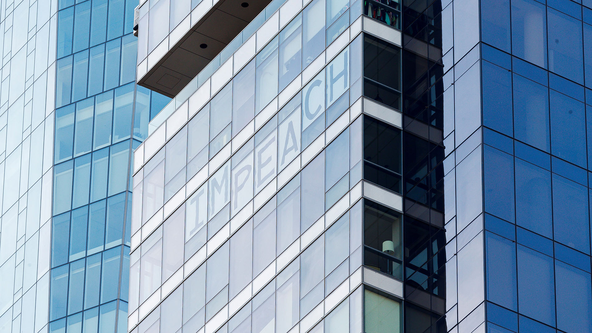 #Video Abuchean a Trump durante desfile del Día de los Veteranos - impeachment-trump