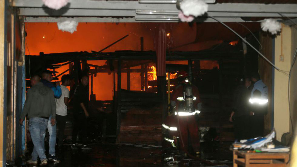Incendio en viviendas de Perú mata a seis personas
