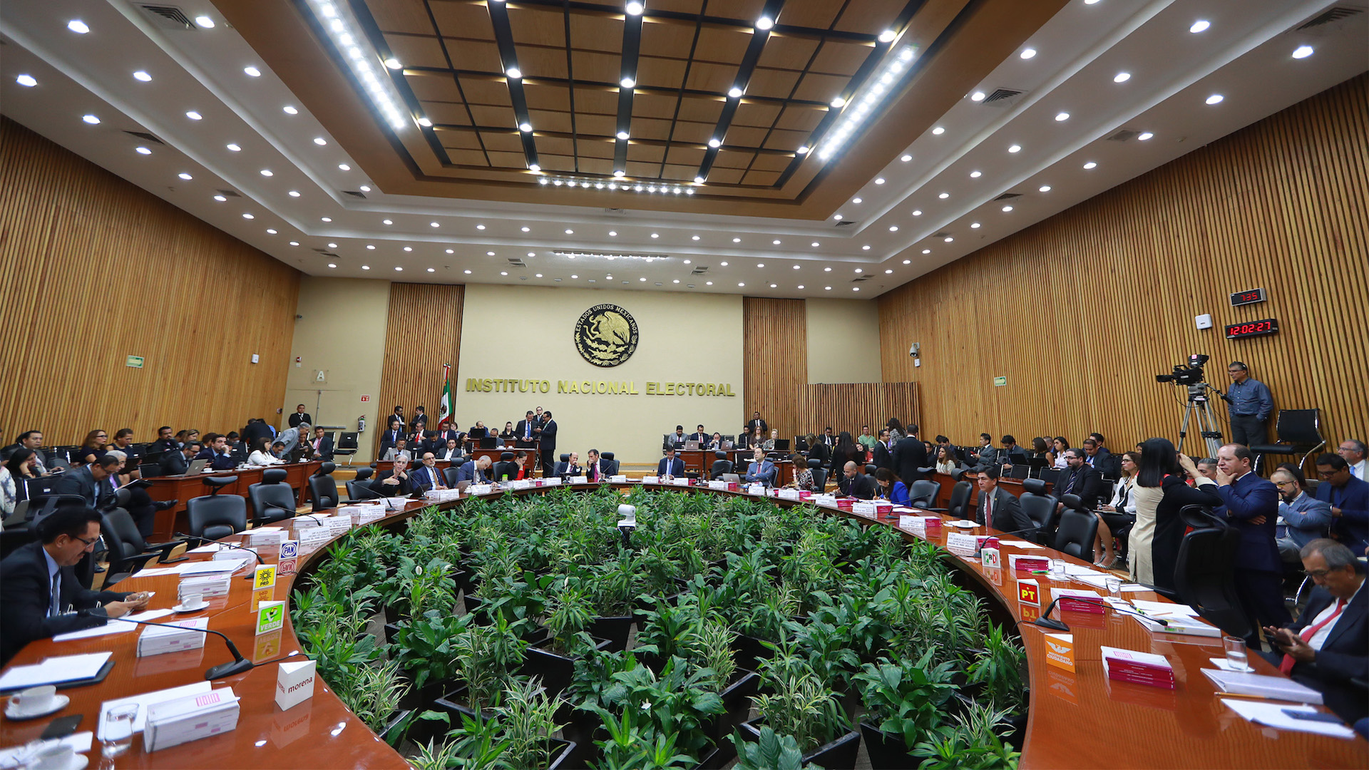 INE operará durante 2020 en el límite y con potencial riesgo: Lorenzo Córdova