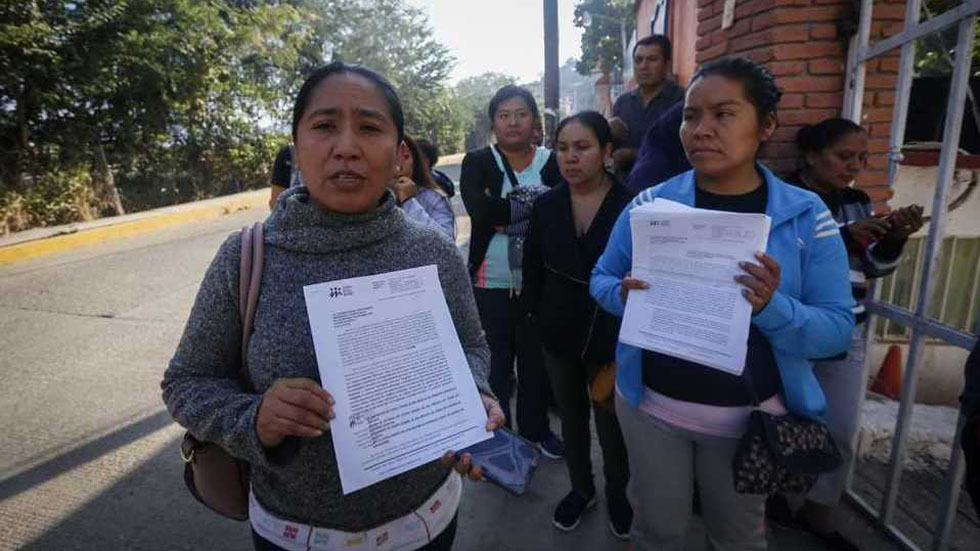 Mujeres piden a López Obrador que no cierren Centro Ciudad de Guerrero