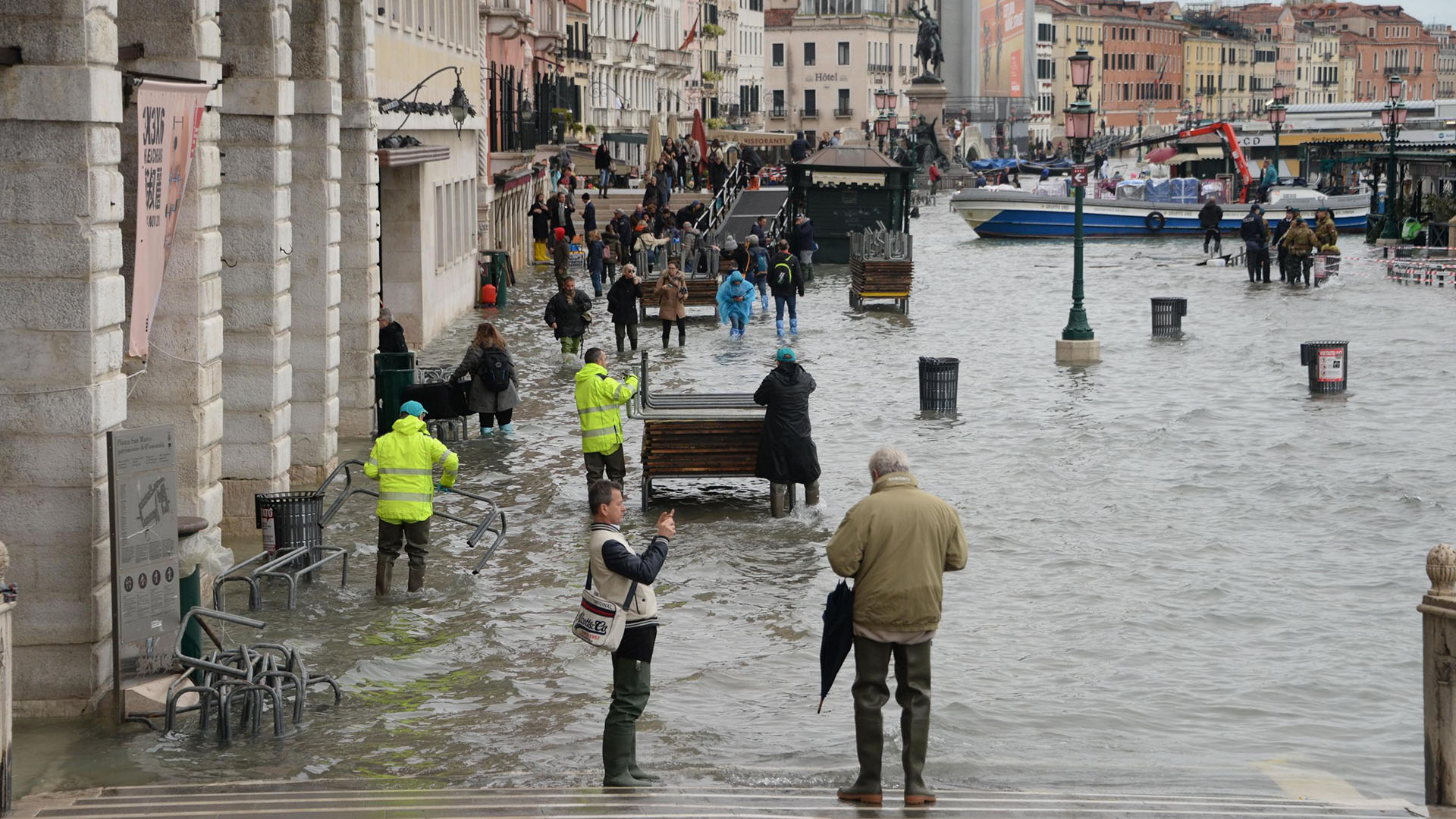 Venecia sufre ‘devastación apocalíptica’ por inundación