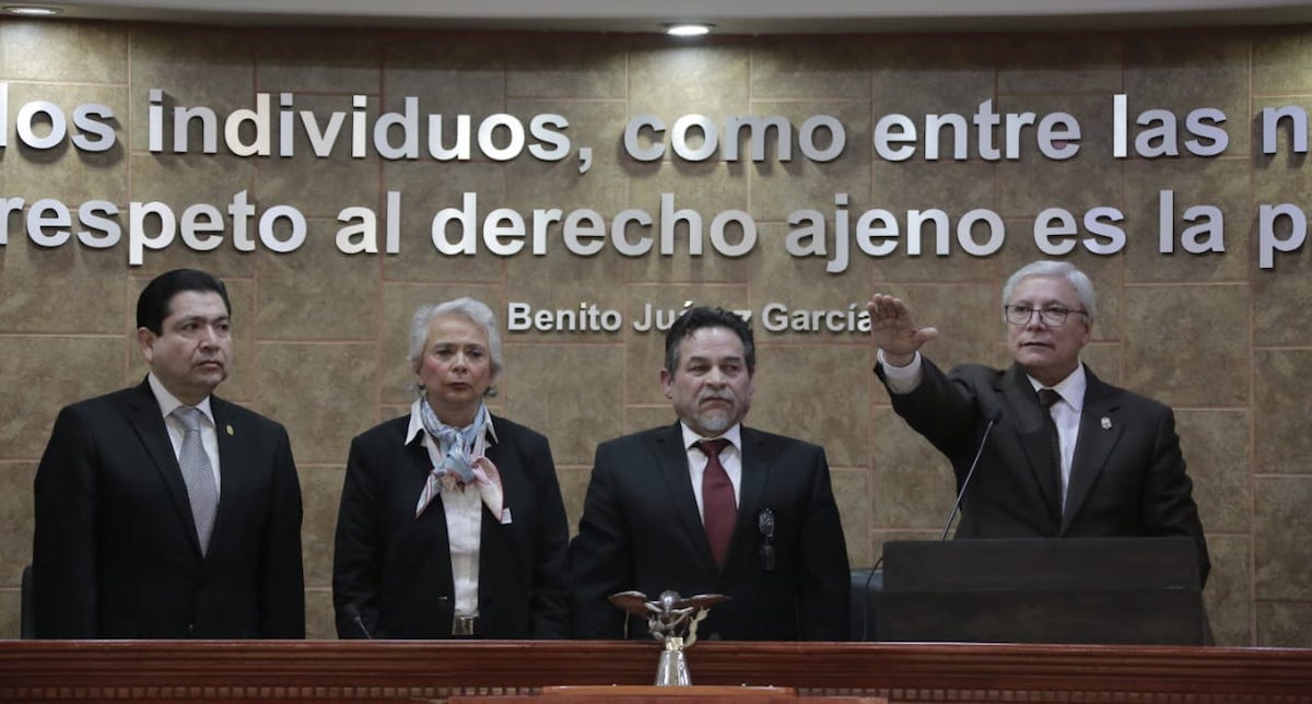 Jaime Bonilla rindió protesta como gobernador de Baja California