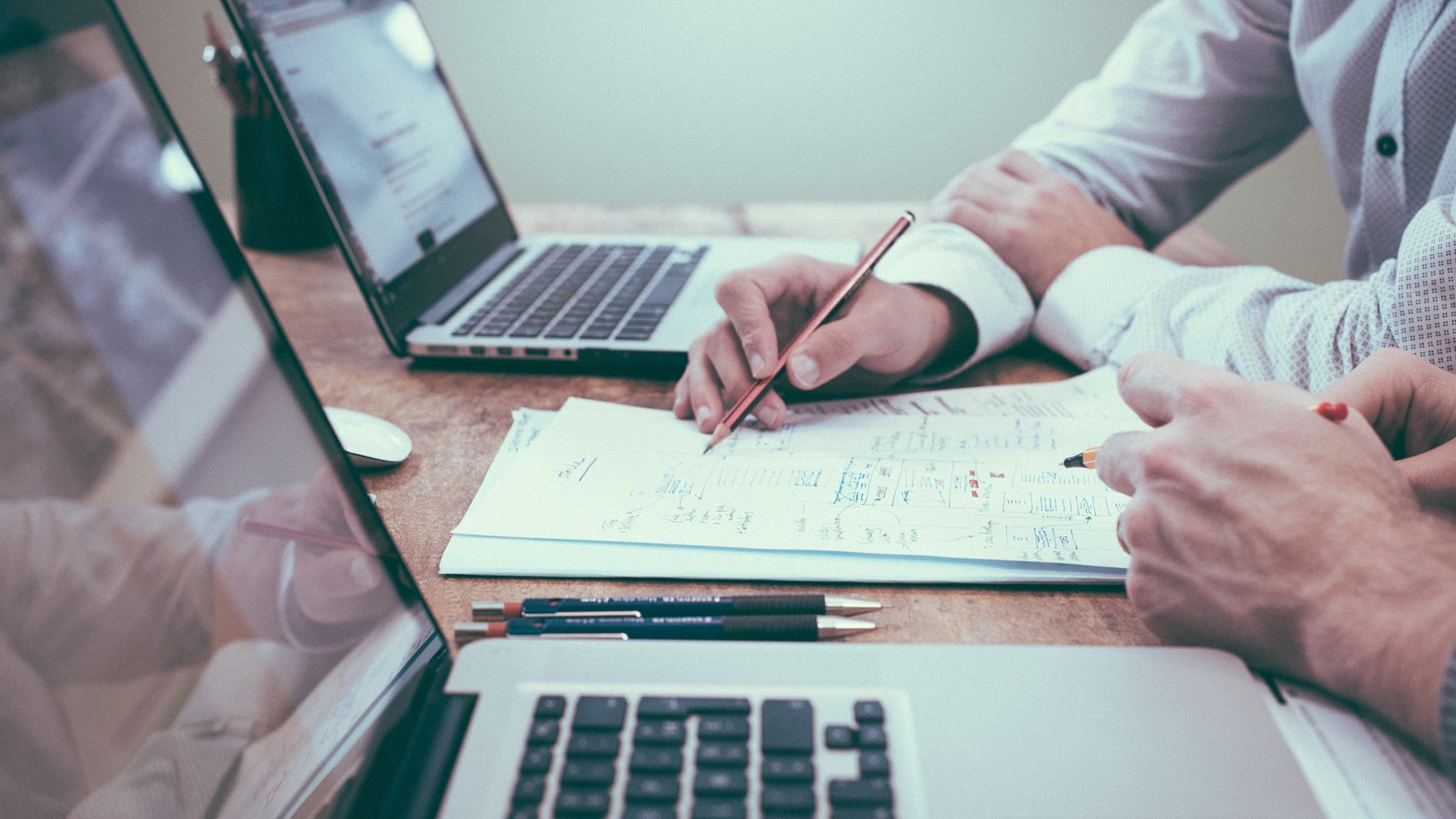 Personas que buscan trabajar más horas en México alcanza su mayor nivel en tres años