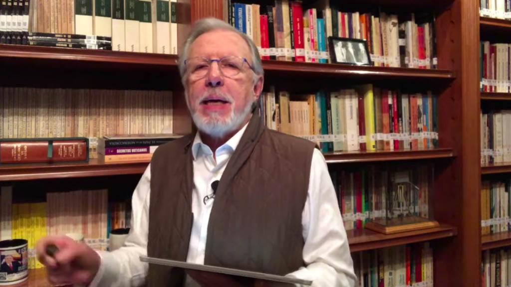 ¡Las noticias! En medio de una trifulca en la tribuna del Senado, Rosario Piedra tomó protesta como titular de la CNDH