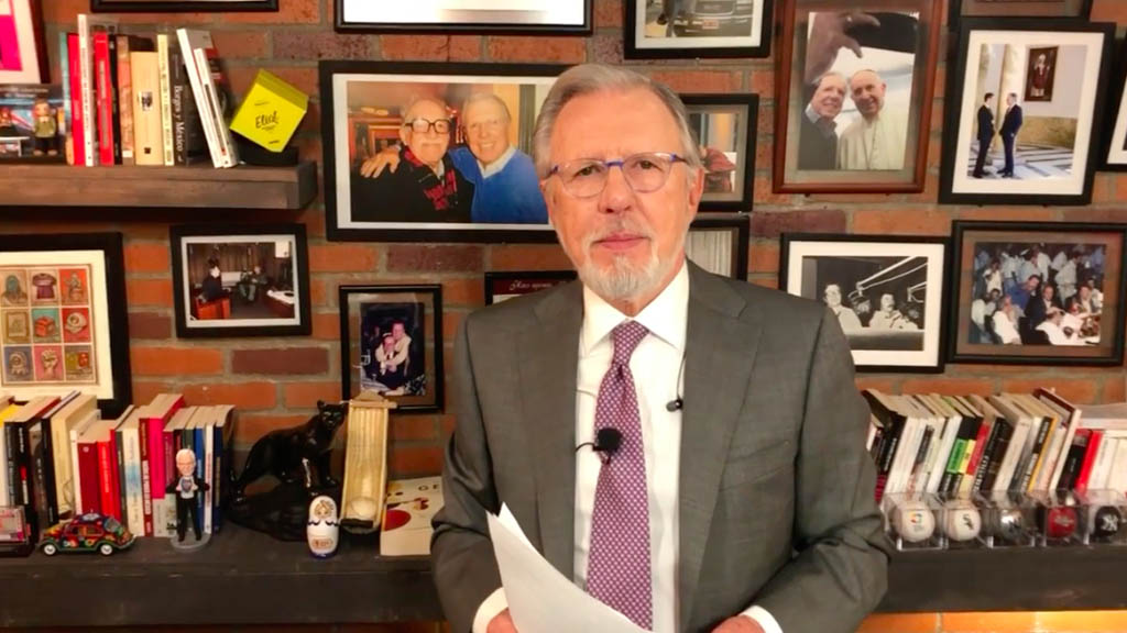 ¡Las noticias! Evo Morales llegó a México; lo recibió Marcelo Ebrard