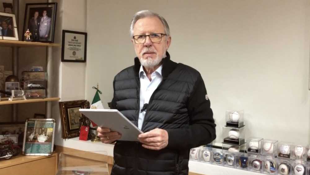 ¡Las noticias! Grupo criminal embosca y mata a siete integrantes de la familia LeBarón