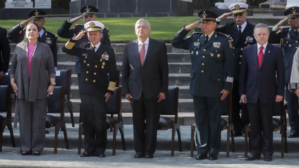 Titular de Sedena es un hombre incorruptible: López Obrador