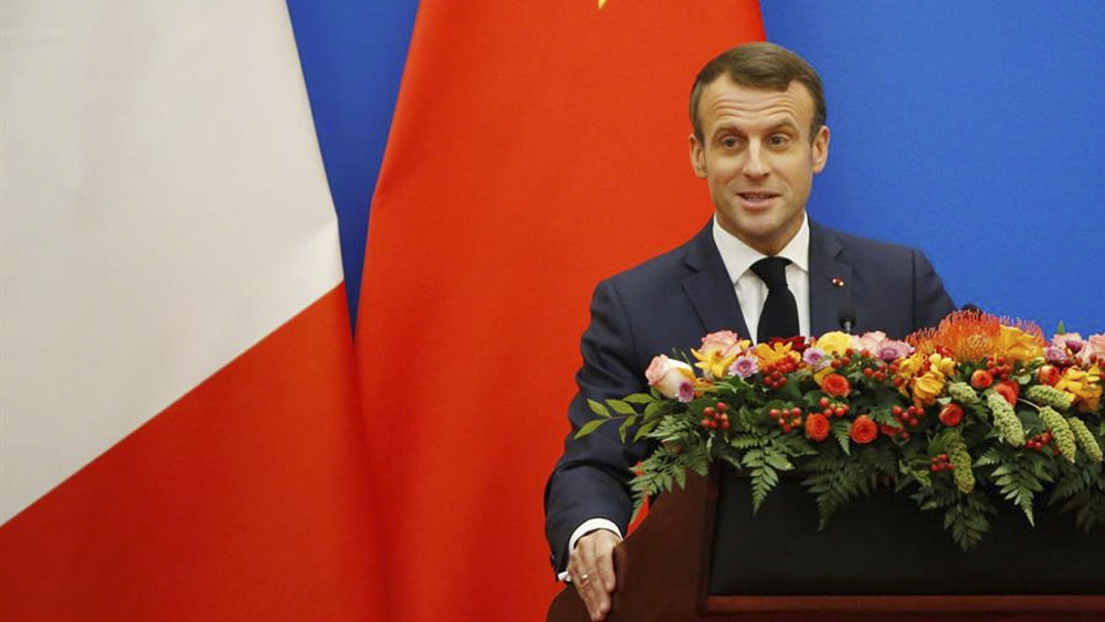 Macron afirma que la UE está “al borde del precipicio”