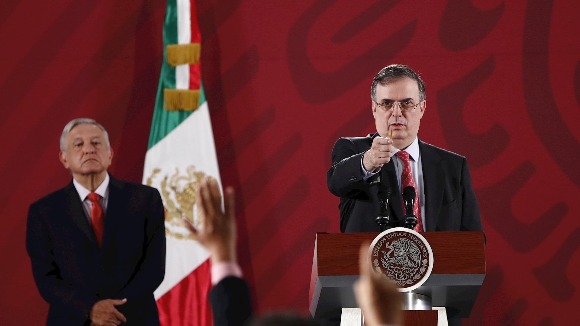 México no ha recibido respuesta a su oferta de asilo a Evo Morales