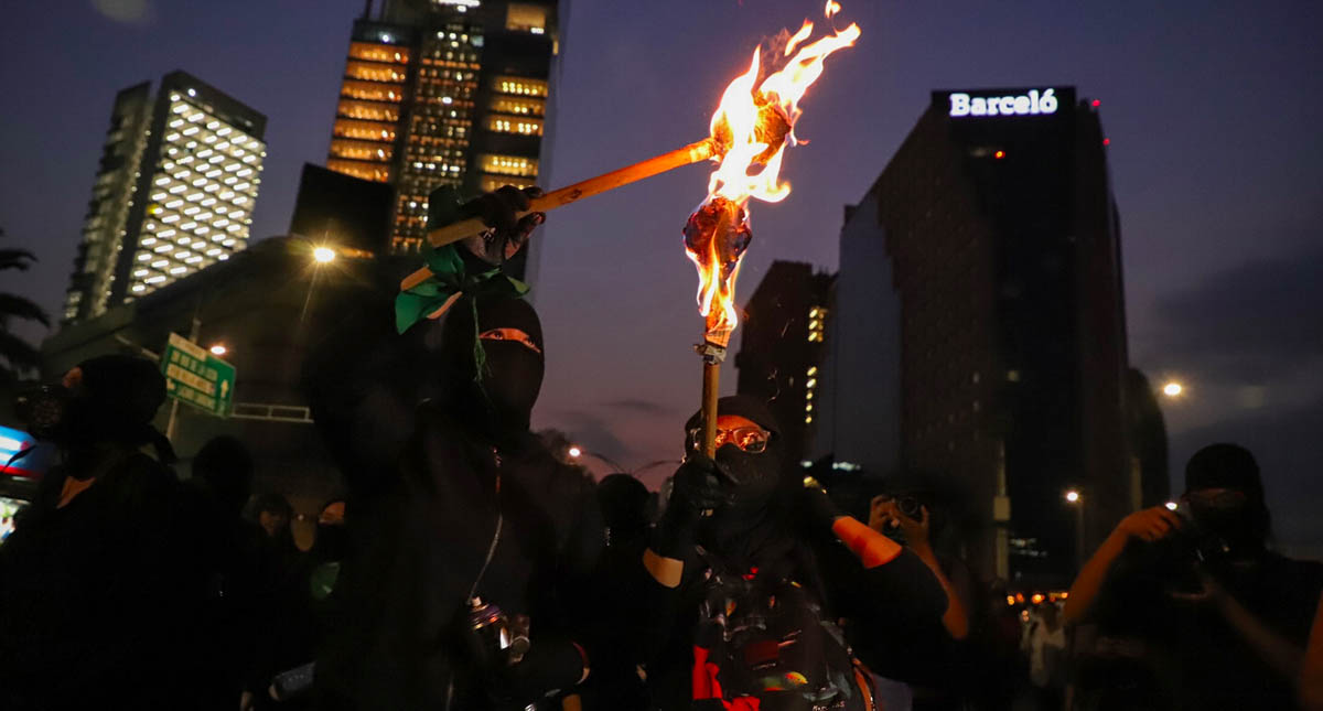 Mayoría de feministas se manifestó pacíficamente, asegura el gobierno capitalino