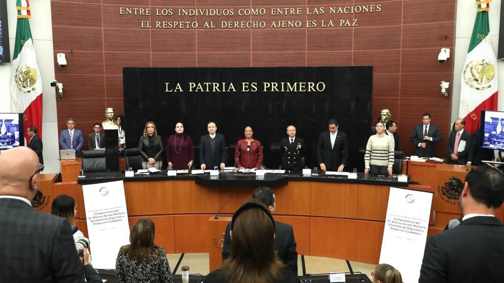#Video Senadores guardan un minuto de silencio por familia LeBarón
