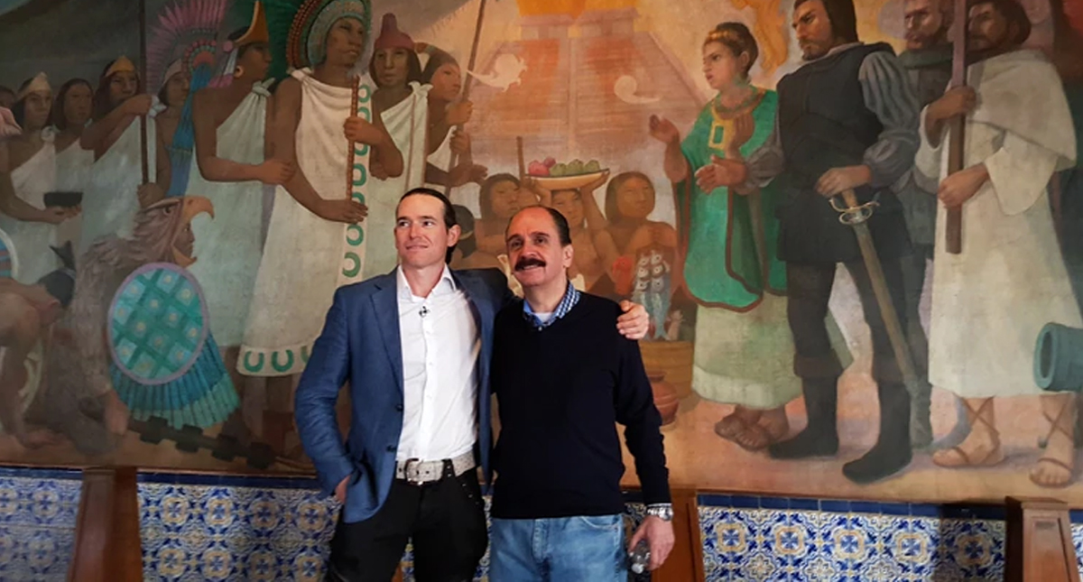 #Video Abrazo entre descendientes de Moctezuma y Cortés a 500 años de su encuentro