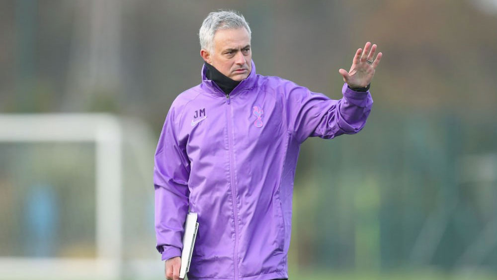 Mourinho afirma que puede ganar la Premier con el Tottenham
