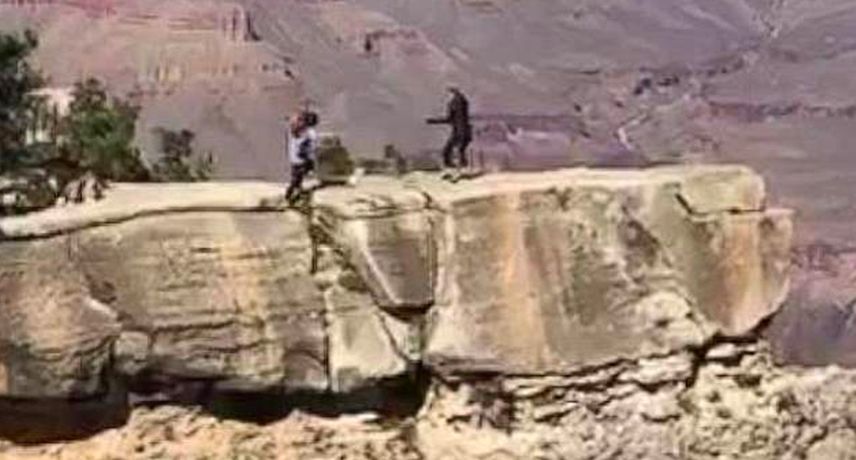 #Video Joven resbala en el Gran Cañón al tomar una foto a su mamá