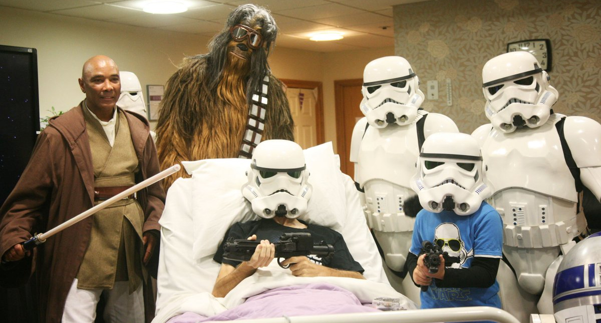 Disney cumple último deseo de paciente terminal de ver la nueva película de Star Wars