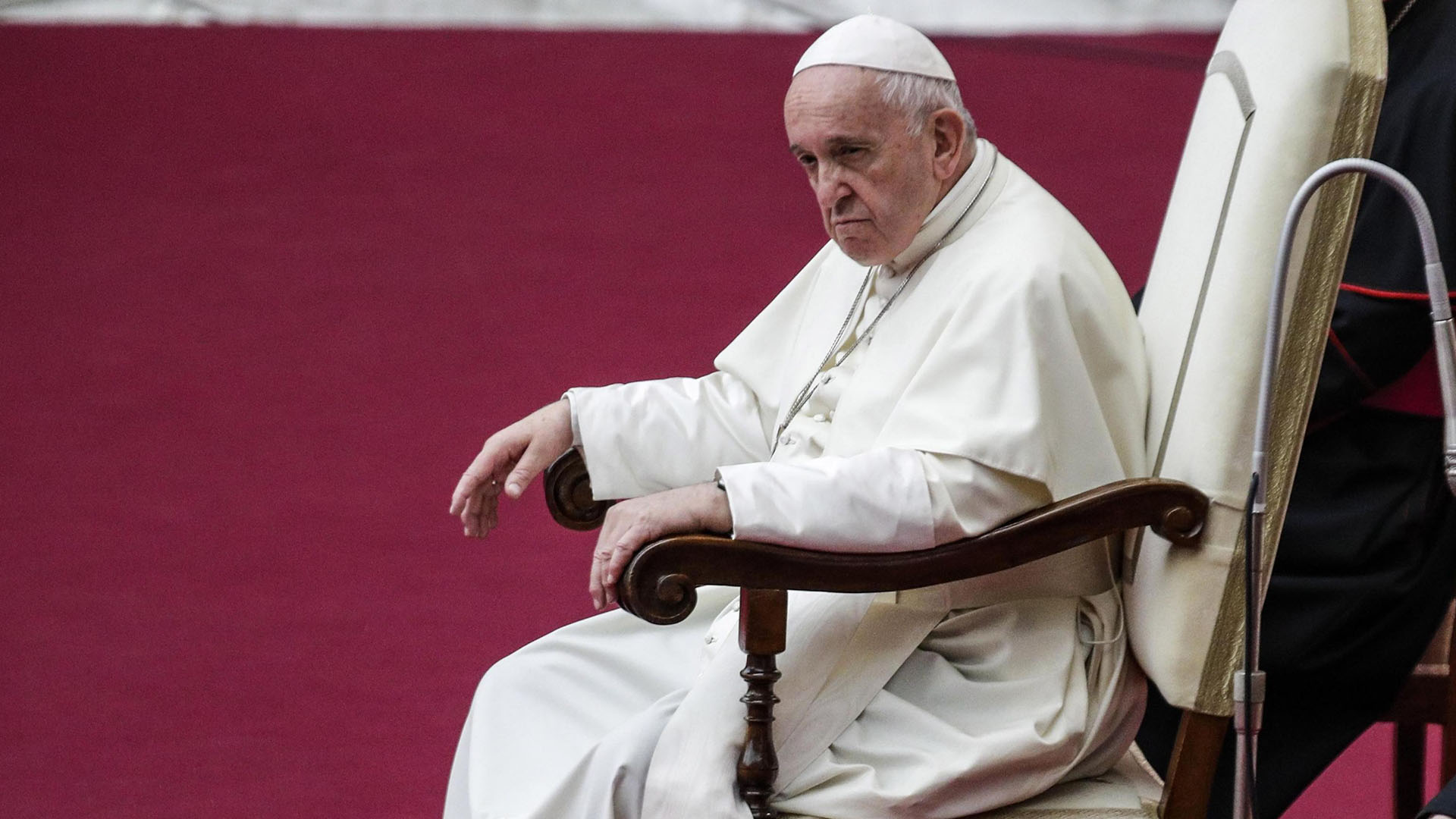 Papa Francisco pide ‘diálogo y autocontrol’ ante ‘terrible’ tensión del mundo