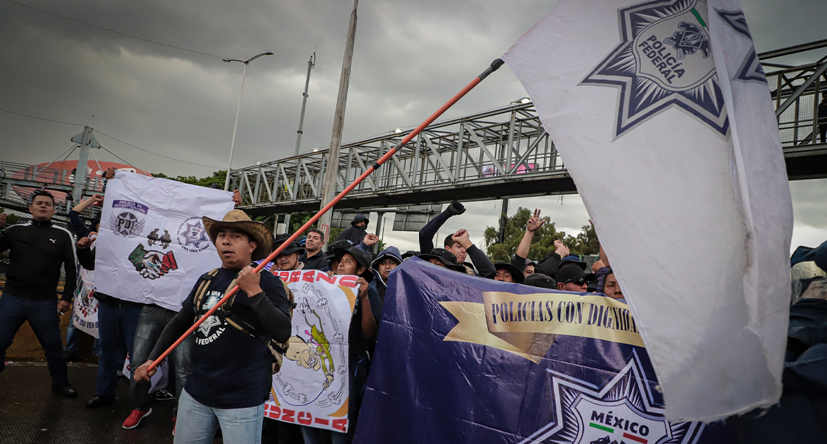 Gobierno capitalino pide a policías federales liberar vialidades y acercarse a la mesa de diálogo