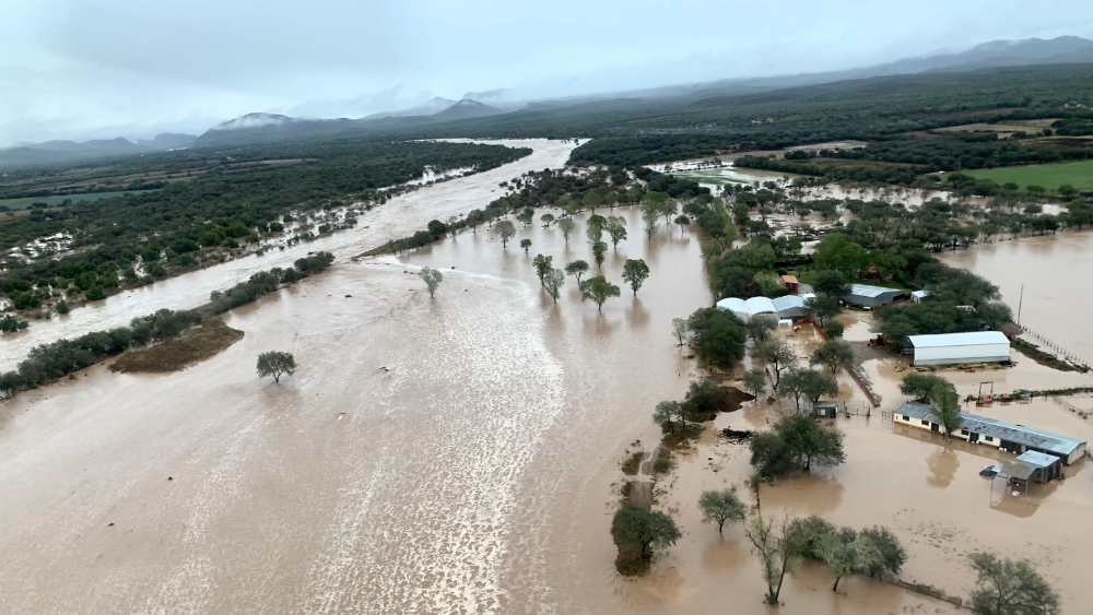 Autoridades de Sonora reportan presa al 135 por ciento de capacidad